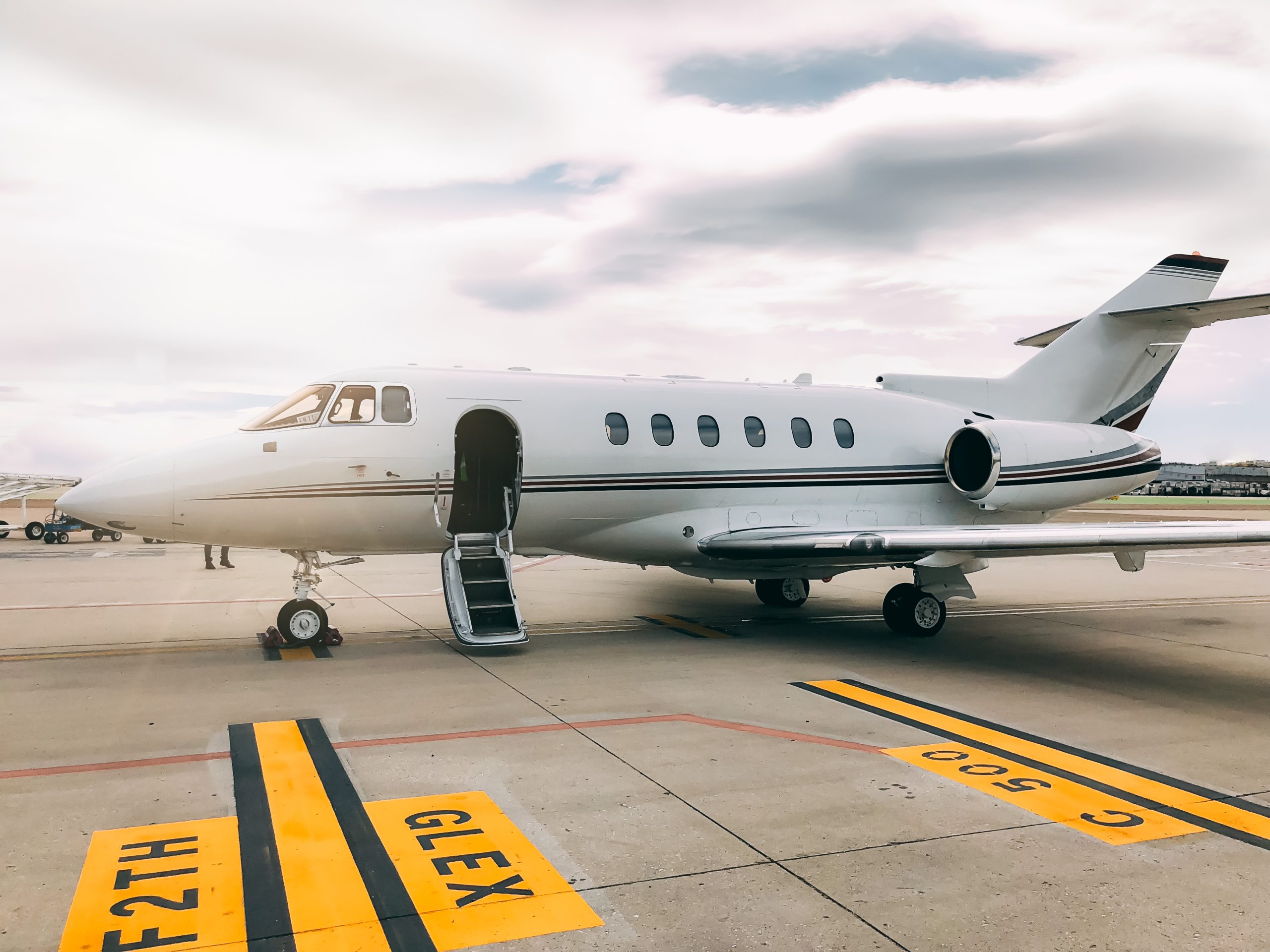 The Advantages of Private Jet Travel for Business Professionals
